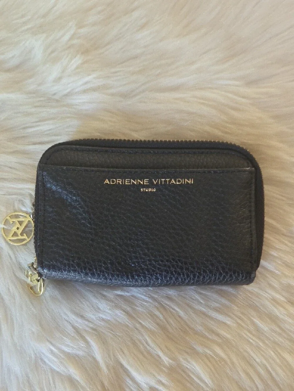 Adrienne Vittadini Small Black Pebbled Leather Zip Card Wallet